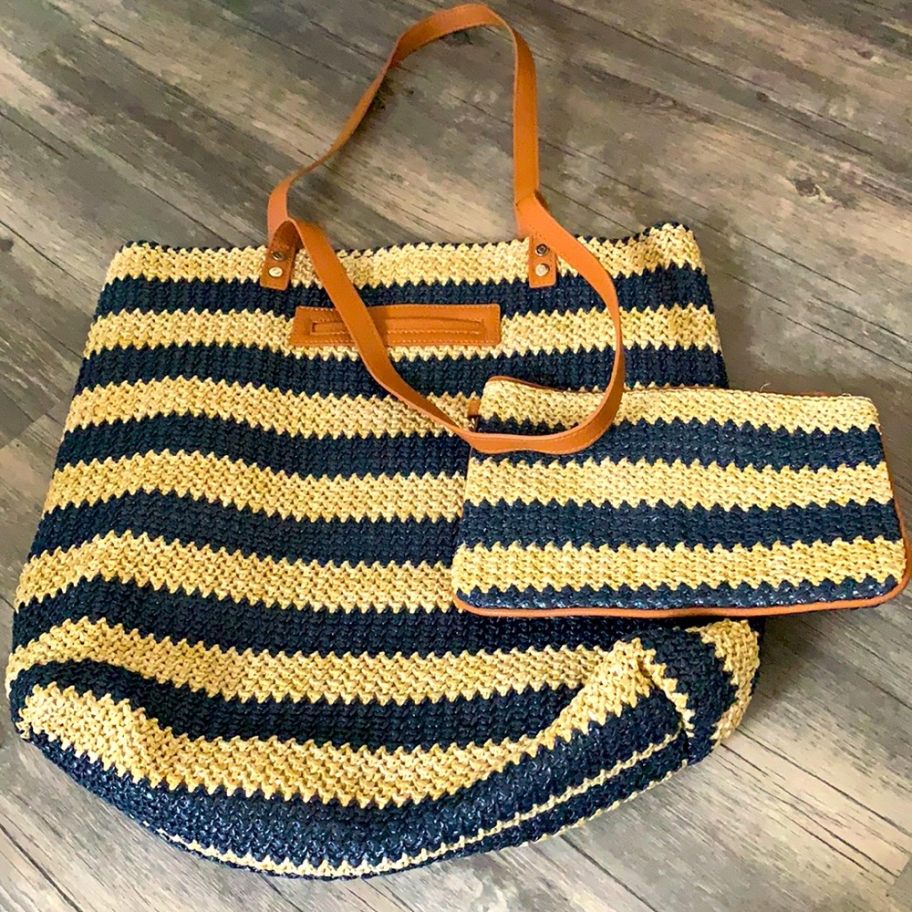 Thirty-One tote with zipper pouch